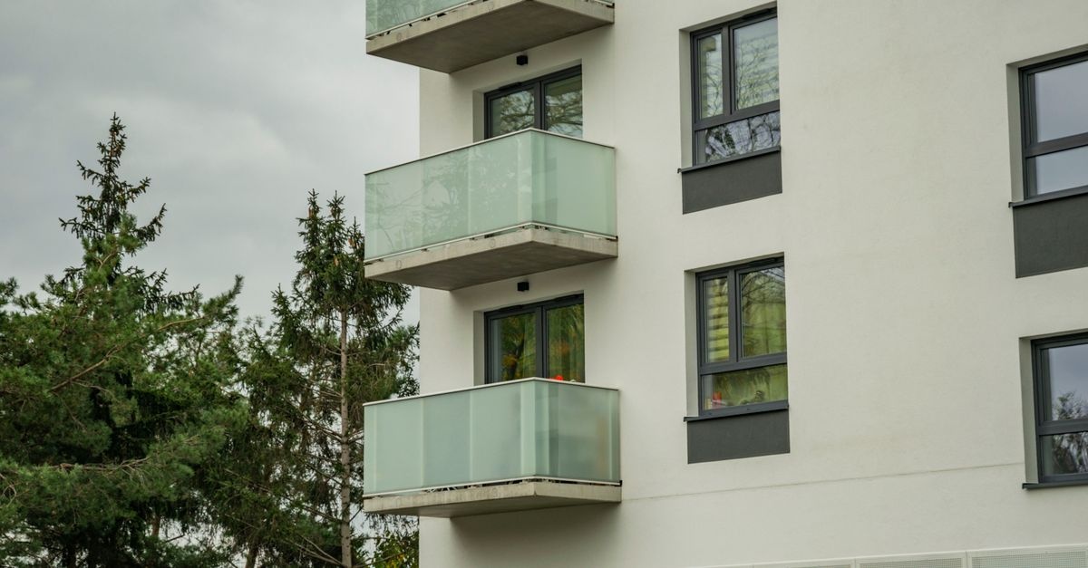 Rüzgâra Meydan Okuyan Balkon Korkulukları: Estetikten Ödün Vermeden Güçlü Koruma Yöntemleri