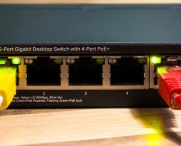 Endüstriyel İletişimde Seviye Atlayın: RS485/Modbus’tan IP’ye Doğru Dönüştürücü Adaptörü Nasıl Seçilir?