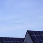Akıllı Ev + Güneş Enerjisi: Fotovoltaik Sistemlerle Kusursuz Entegrasyonun Adım Adım Kılavuzu